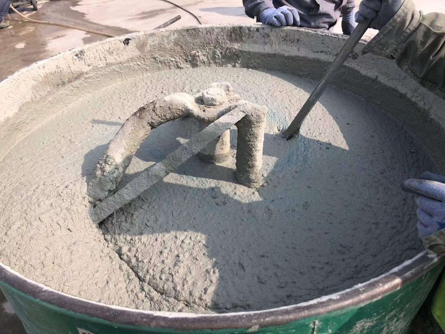 修補砂漿的施工方法二：攪拌材料